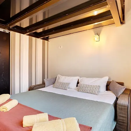 Apartment Dezza Loft Mailand