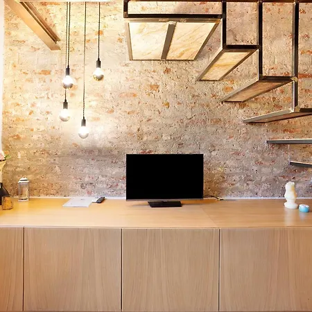 Dezza Loft Apartment *