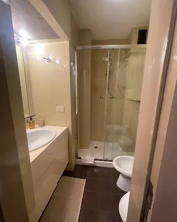 Apartament Two-room San Babila Mediolan