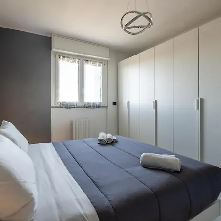 아파트 New With 4 Bedrooms