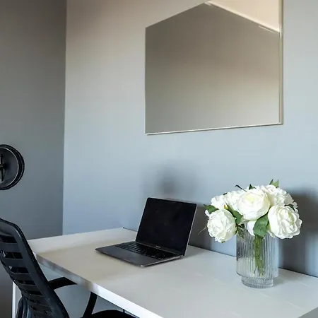 아파트 New With 4 Bedrooms