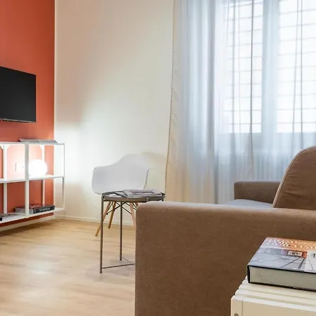 Nuovo - Con Due Da Letto Apartment *