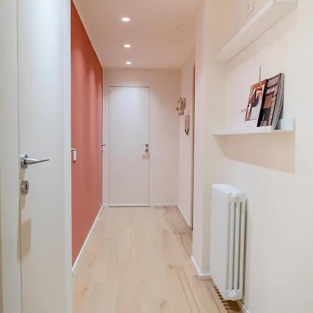 Nuovo - Con Due Da Letto Apartment