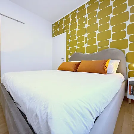 Viale Monza Ab - 2 Bedroom- 15 Min Dal Duomo Apartament