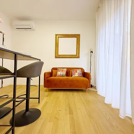 Apartament Viale Monza Ab - 2 Bedroom- 15 Min Dal Duomo *