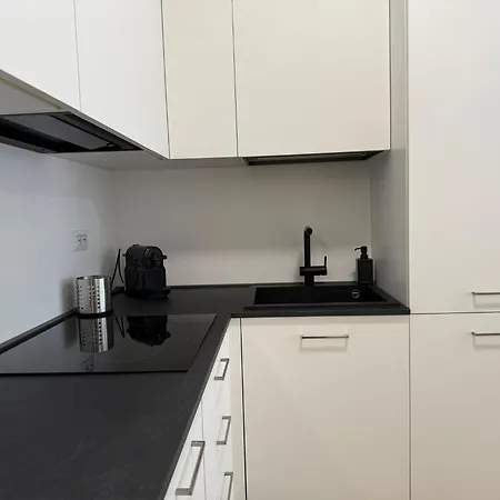Daire Viale Monza Ab - 2 Bedroom- 15 Min Dal Duomo