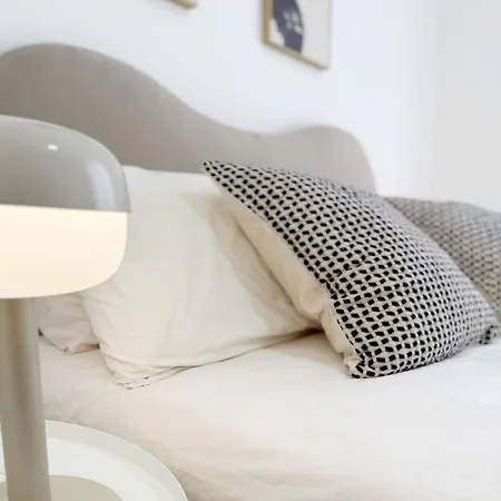Daire Viale Monza Ab - 2 Bedroom- 15 Min Dal Duomo Milano