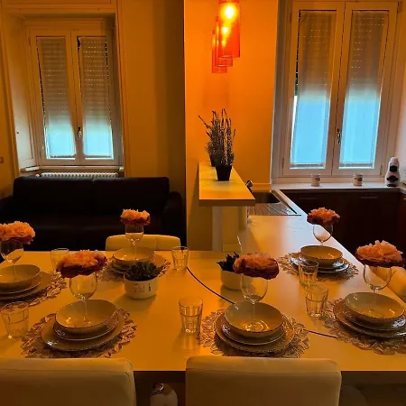 Spacious Three In Corso Vercelli, In The Center ميلان