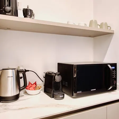 Domusmi Tadino 48 Milán