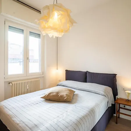 Paolo Sarpi - Charming With Terrace Apartment Milan