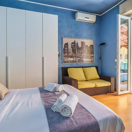 Apartment Nye Milan-mico-fiera Life-de Montel Terme-san Siro-ippodromo-allianz Cloud-cozy Flat With Big Terrace Barbecue Milan