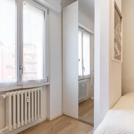 New Collection - With Terrace - Isola District Near Metro