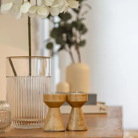 New Collection - With Terrace - Isola District Near Metro 公寓 米兰