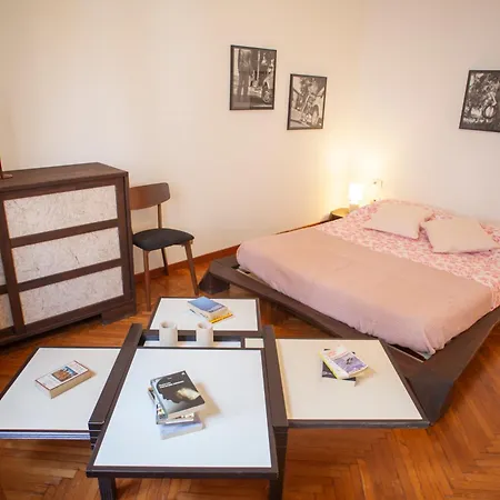 Bright And Comfy In A Beautiful Contemporary Appartamento