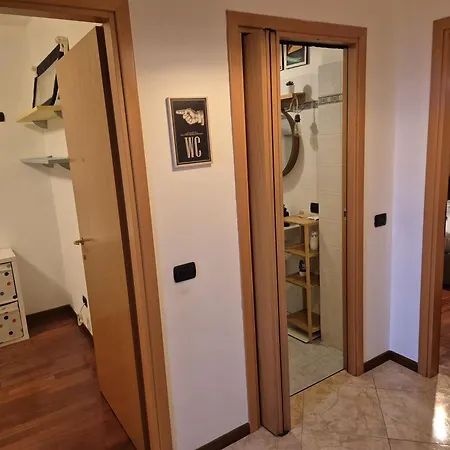 Rogoredo - 10 Min-linate Airport 100 M From The Metro Milano