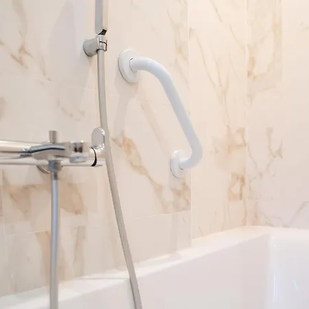 10 Min To Duomo New Chic Apt, 20 Min To Linate Appartamento *