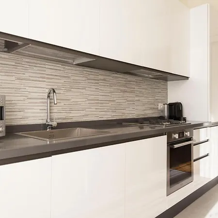 Navigli Harmony Flat, Beautiful & Bright Apartment, 3 Bdr *