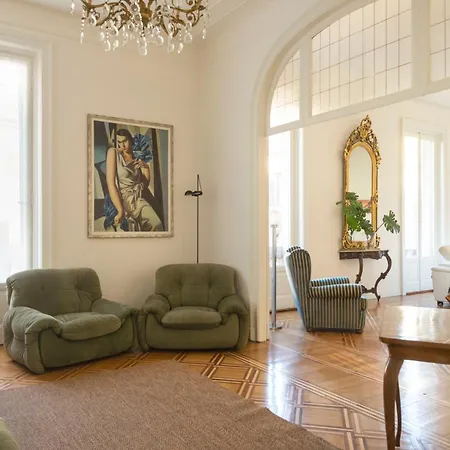 Navigli Harmony Flat, Beautiful & Bright Apartment, 3 Bdr