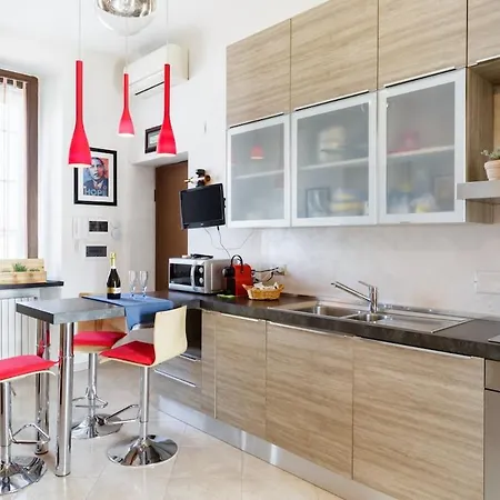 Navigli-tortona - Modern Flat With Wi-fi And Ac