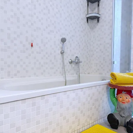 Dimora Maddelena - 20 Mins From Duomo Apartmán