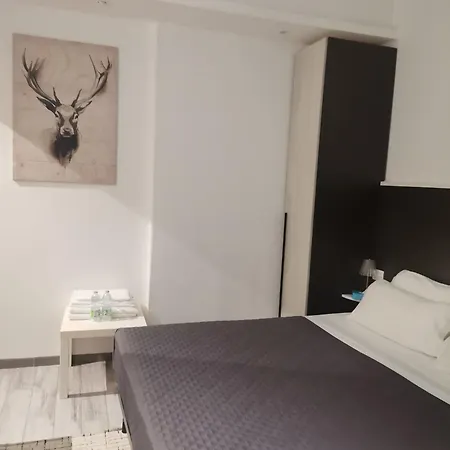 Cenisio 2 3* Milánó