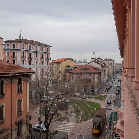 Ampio Biolocale Vicino Stazione Apartament