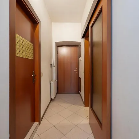 Apartment Ampio Biolocale Vicino Stazione Mailand