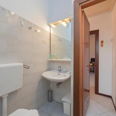 公寓 Ampio Biolocale Vicino Stazione 米兰