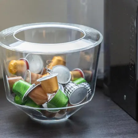 Charming & Bright Near Milan's Fashion District Milão