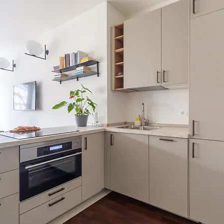 Charming & Bright Near Milan's Fashion District