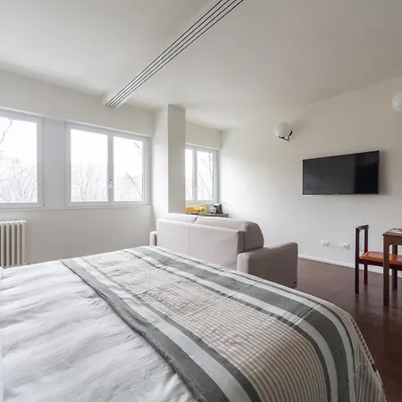 Charming & Bright Near Milan's Fashion District