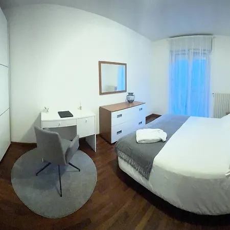 Apartment Sweet Center *