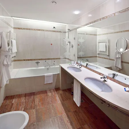 Nh Machiavelli 4*