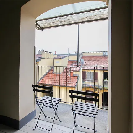 Alessi 13, Apartmán Milán