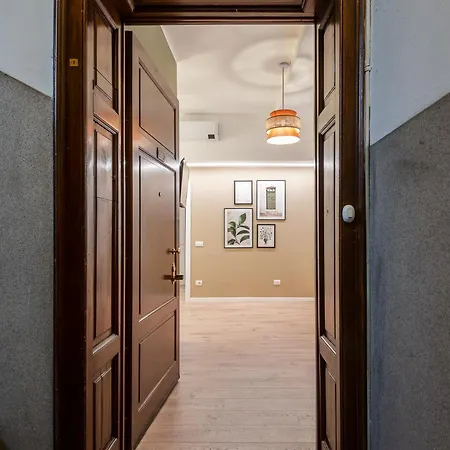 Stayeasy Sauli - 2 Bedrooms, 2 Bathrooms - Station Apartment Milan