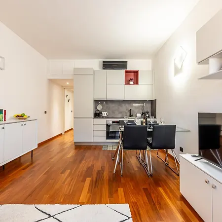 Niguarda Stylish Flat Near M5 *