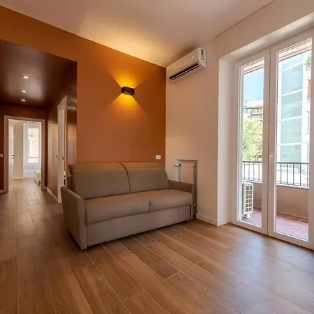 Costanza Luxury Mailand