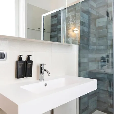 Relstay - Duomo 1br Apartment Milan