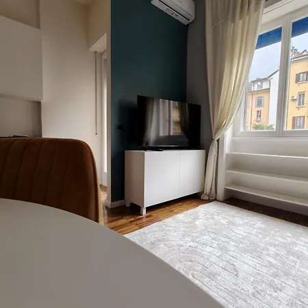 Center Navigli Renewed With Ac, Wifi 800mbits, Metro Link To Airport And Station Daire *