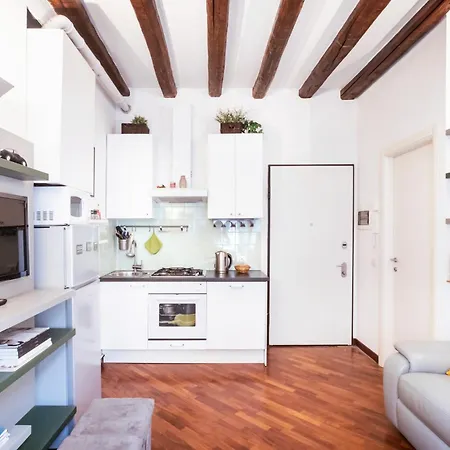 Apartmán Cosy And Bright Flat In The Heart Of Porta Venezia *