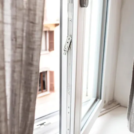 Cosy And Bright Flat In The Heart Of Porta Venezia Apartmán *