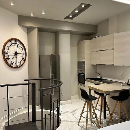 Xenia - Exclusive Three-room In Moscova Area Lägenhet *