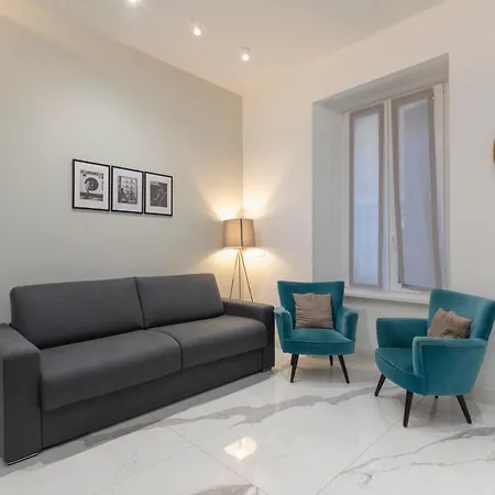 Apartamento Xenia - Spacious Three-room In Moscova Area