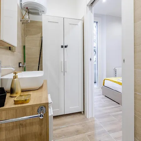 Jonathan - Citta Studi & Porta Venezia - Apartamento