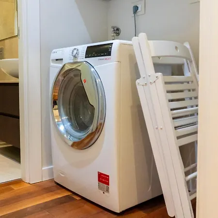 Luxury Flat - Wifi, Ac, Walk To Brera & Duomo דירה *