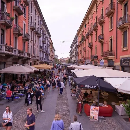Navigli Attico Lägenhet