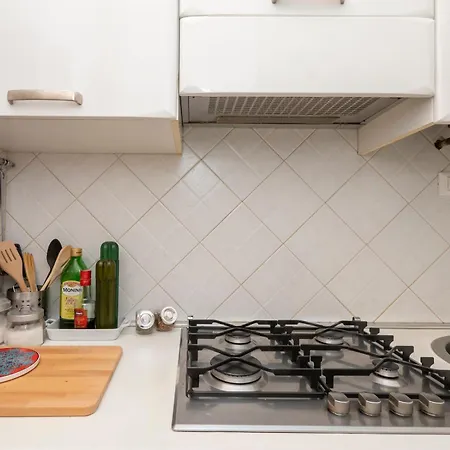 Xenia - Cozy Two-rooms In Corso Vercelli Apartament Mediolan