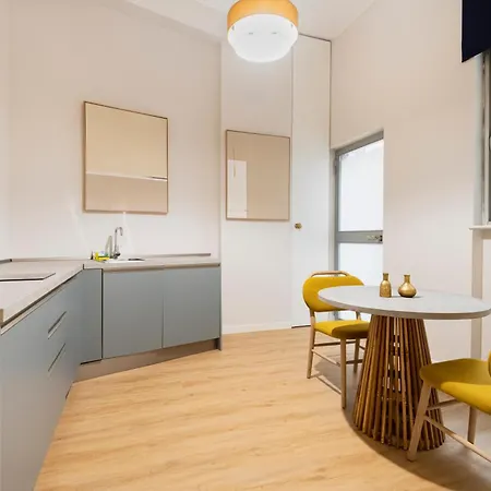 Appartement Relstay - Montenapoleone Milaan