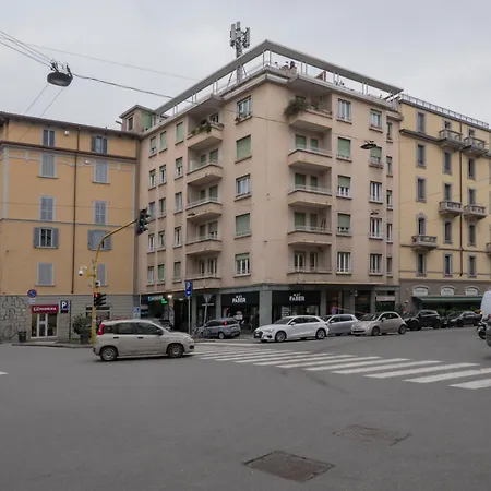 Spacious 2bdr With Balcony Arco-sempione Area, By Rentopolis * Mediolan