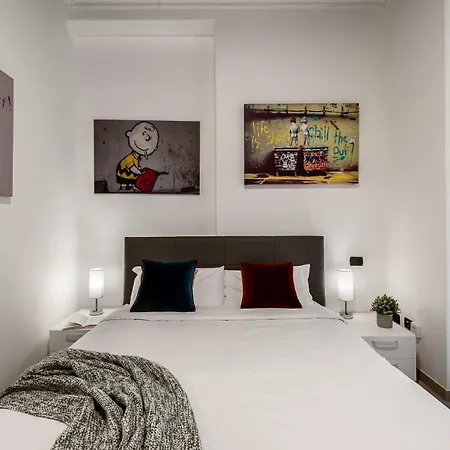Stayeasy Pop Art Moscova - Brera & Downtown Walking Apartment